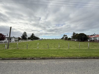 /international/nz/22-high-street-waimate-canterbury-380066095106/