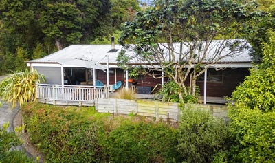/international/nz/35-amber-grove-birchville-upper-hutt-city-380066099906/