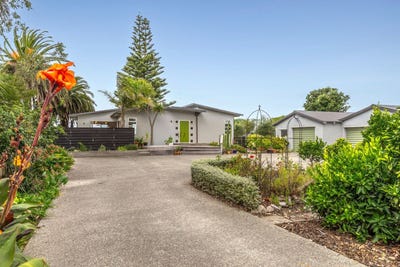 /international/nz/136-stafford-drive-ruby-bay-tasman-380066124018/