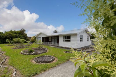 /international/nz/2101-paparoa-valley-road-paparoa-kaipara-380066102719/