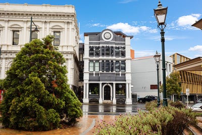 /international/nz/1-queens-gardens-dunedin-central-dunedin-city-380066105133/