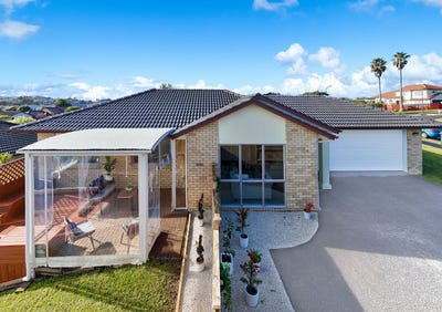 /international/nz/42-rush-creek-drive-westgate-waitakere-city-380066174588/