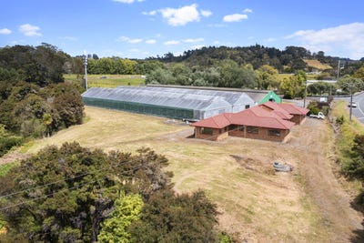 /international/nz/1370-east-coast-road-redvale-rodney-380066111636/
