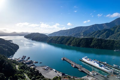 /international/nz/picton-marlborough-380066119459/