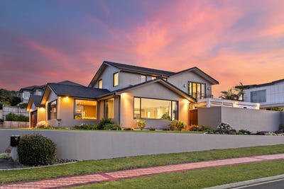 /international/nz/253-wellington-street-pukekohe-franklin-380066102758/