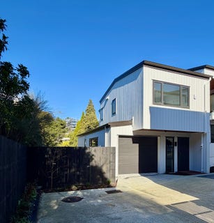 /international/nz/7-30-kiteroa-terrace-rothesay-bay-north-shore-city-380066101231/