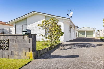 /international/nz/11-towai-street-inglewood-new-plymouth-380066122864/
