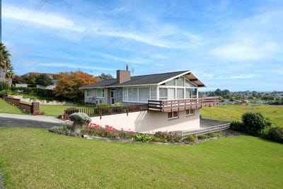 /international/nz/49-kimihia-road-huntly-waikato-380066178512/