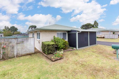 /international/nz/tuakau-franklin-380066118835/