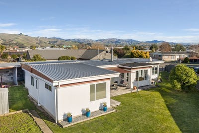 /international/nz/26-newbourne-crescent-redwoodtown-marlborough-380066120720/