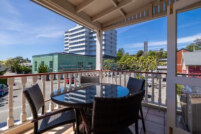 /international/nz/nelson-city-nelson-bays-380066098206/