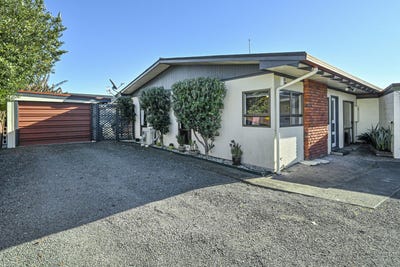 /international/nz/parkvale-tauranga-380066175838/