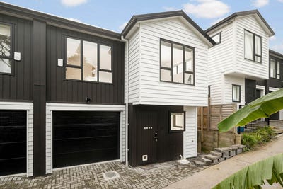 /international/nz/38-manuka-road-glenfield-north-shore-city-380066168209/