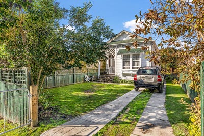 /international/nz/25-harris-street-inner-kaiti-gisborne-380066094404/