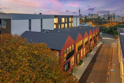 /international/nz/4-madeira-lane-grafton-auckland-city-380066104293/