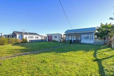 /international/nz/12-johnston-street-foxton-horowhenua-380066121034/