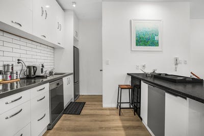/international/nz/24-hanson-street-mount-cook-wellington-city-380066111524/