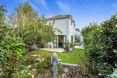 /international/nz/81-spencer-street-addington-christchurch-city-380066100168/
