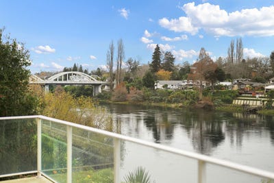 /international/nz/whitiora-hamilton-city-380066123515/