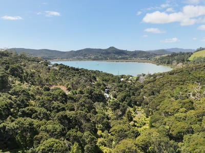 /international/nz/russell-far-north-380066103484/