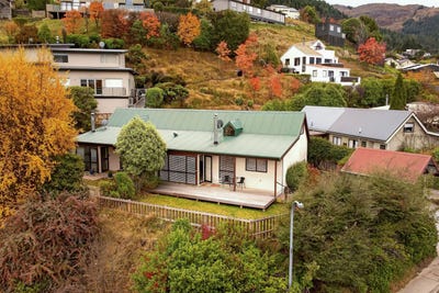/international/nz/fernhill-sunshine-bay-queenstown-380066091276/