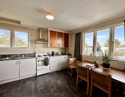 /international/nz/217-mcquarrie-street-invercargill-southland-380066110462/