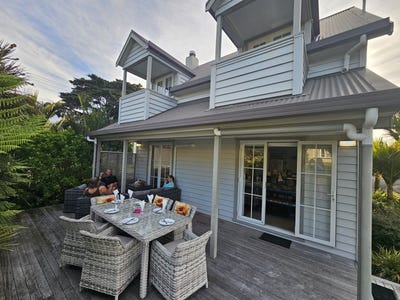 /international/nz/2-16-chapel-street-russell-far-north-380066110825/