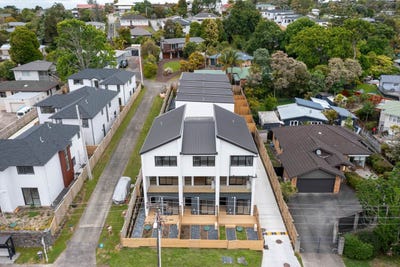 /international/nz/94-godley-road-green-bay-waitakere-city-380066079131/
