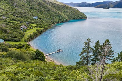 /international/nz/lot-1-te-iro-bay-queen-charlotte-sound-marlborough-380066077727/