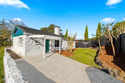 /international/nz/691-east-coast-road-browns-bay-north-shore-city-380066168838/