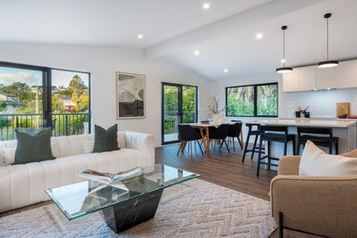 /international/nz/campbells-bay-north-shore-city-380066121613/