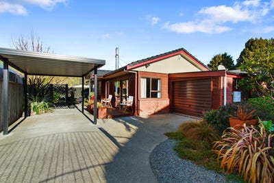 /international/nz/waiwhetu-lower-hutt-city-380066179272/