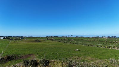 /international/nz/opunake-south-taranaki-380066112967/