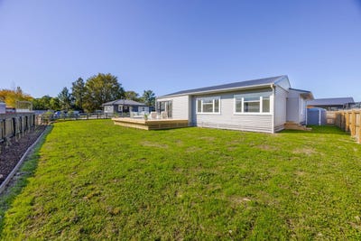 /international/nz/otane-central-hawkes-bay-380066123042/