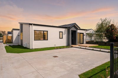 /international/nz/enderley-hamilton-city-380066090635/