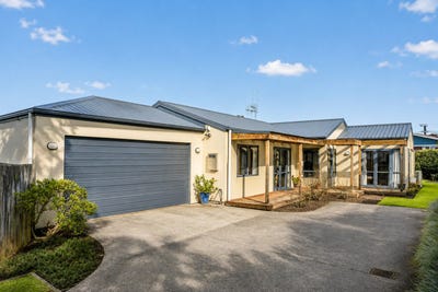 /international/nz/riverlea-hamilton-city-380066175228/