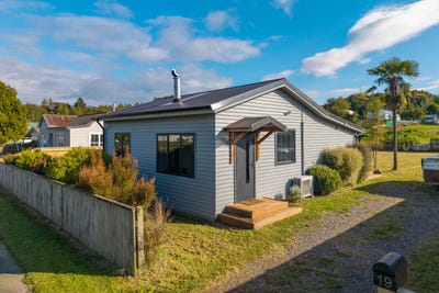 /international/nz/19-king-street-raetihi-ruapehu-380066104164/