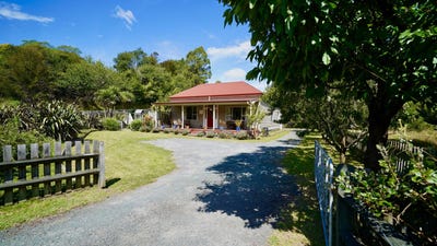 /international/nz/915-waiwhero-road-ngatimoti-tasman-380066114335/