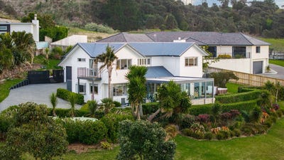 /international/nz/1-the-rise-waimauku-rodney-380066114653/