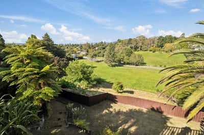 /international/nz/14-taiporutu-place-springfield-rotorua-380066116058/