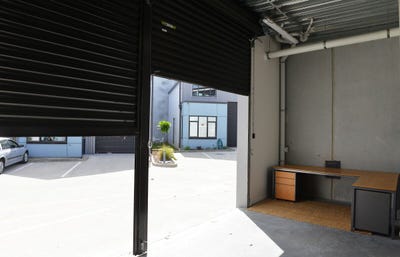/international/nz/hobsonville-waitakere-city-380066148364/