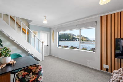 /international/nz/104-owhiro-bay-parade-owhiro-bay-wellington-city-380066107670/