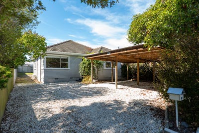 /international/nz/97-baker-street-new-brighton-christchurch-city-380066093490/