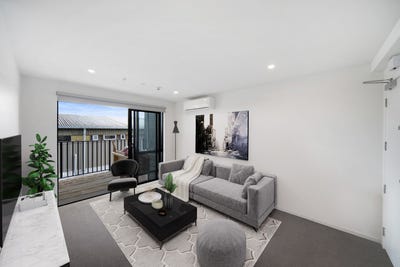 /international/nz/henderson-waitakere-city-380066103147/
