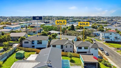 /international/nz/bruce-road-glenfield-north-shore-city-380066083731/