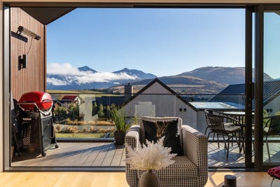 /international/nz/jacks-point-queenstown-380066119269/