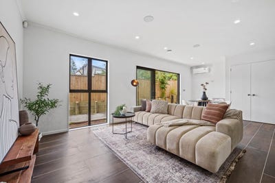 /international/nz/point-chevalier-auckland-city-380066122524/