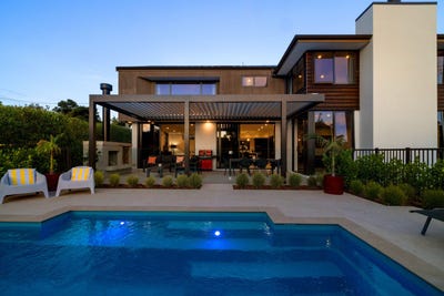 /international/nz/29-oscar-road-greenhithe-north-shore-city-380066116233/