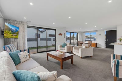 /international/nz/22a-albany-street-gore-southland-380066185068/
