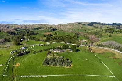 /international/nz/143-pond-road-raglan-waikato-380066079713/